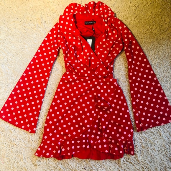 PrettyLittleThing Dresses & Skirts - NWT PRETTYLITTLETHING Red Polka Dot Frill Dress